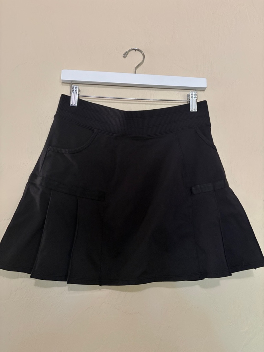 Athleta Black Any Sport Pleated Skort. Excellent Condition!